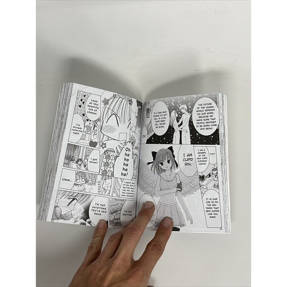 Koi Cupid Volume 1 Manga Paperback Broccoli Books Deluxe by Mia Ikumi - Picture 3 of 3